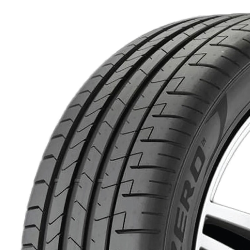 Pirelli P Zero PZ4 Sport 02