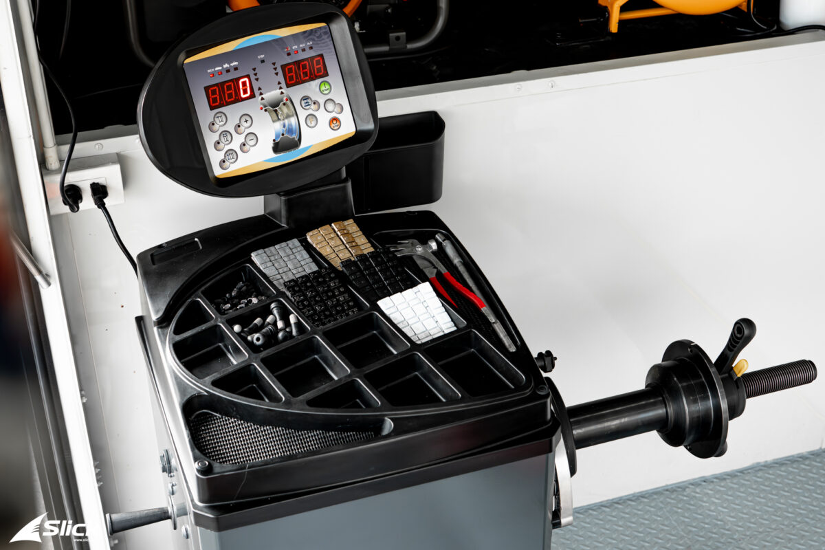 มาตรฐานการถ่วงล้อที่ Slick เลือกใช้ เพราะความสมดุลคือหัวใจของการขับขี่