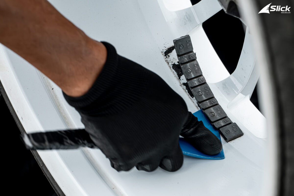 มาตรฐานการถ่วงล้อที่ Slick เลือกใช้ เพราะความสมดุลคือหัวใจของการขับขี่