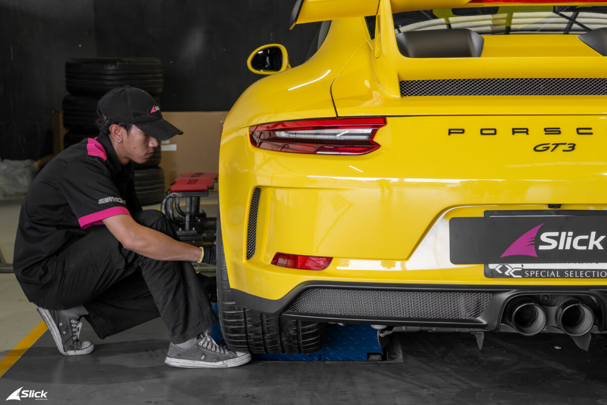 Porsche 911 GT3 (991.2) ดุมล้อ Center Lock เปลี่ยนยาง Michelin Pilot Sport 4S N-Spec