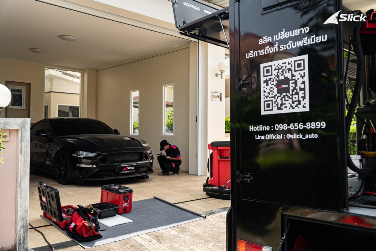 Sandy Stuvik เปลี่ยนยางกับ Slick