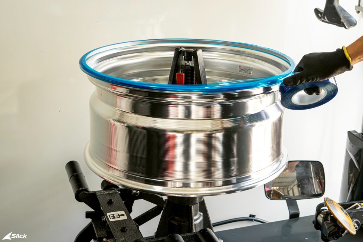 Toyota Vellfire 40 เปลี่ยนยาง Michelin Pilot Sport 4S