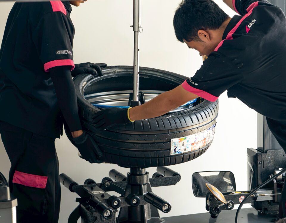 Toyota Vellfire 40 เปลี่ยนยาง Michelin Pilot Sport 4S