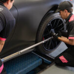 ยาง OE คืออะไร? ดียังไง พร้อมสัญลักษณ์ BMW, Benz, Porsche, Tesla