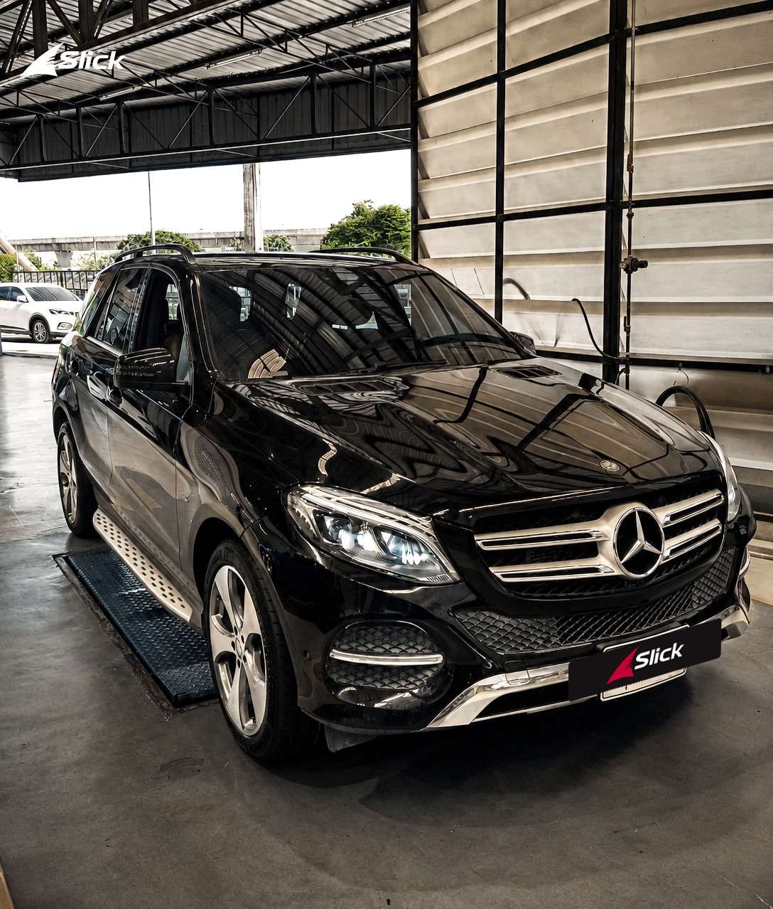 Mercedes Benz GLE500e ยาง Continental UltraContact UX7