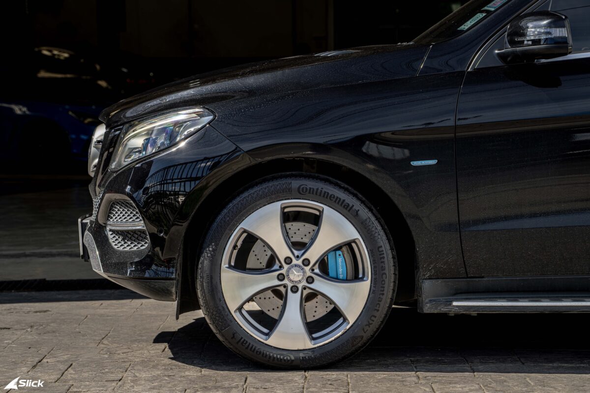 Mercedes Benz GLE500e ยาง Continental UltraContact UX7