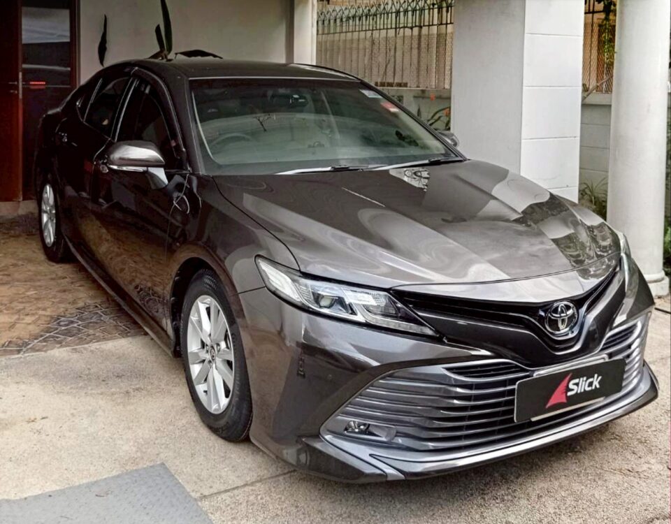 Toyota Camry ยาง Continental UltraContact UC7