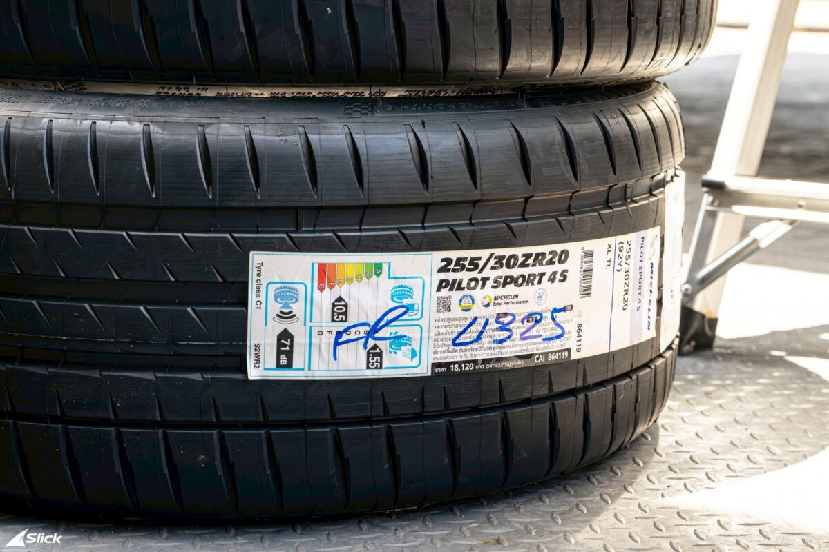 Audi TT RS x Michelin รุ่น Pilot Sport 4S x 25530 R20 2