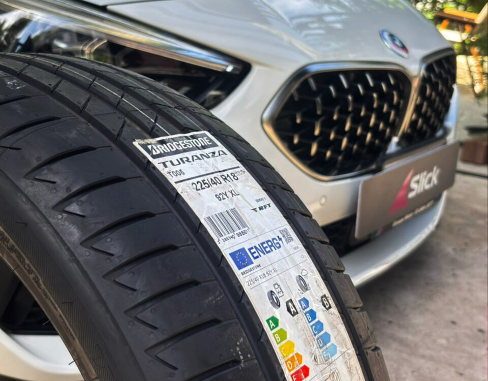 BMW 220i Bridgestone Turanza T005 225 40 R18 2