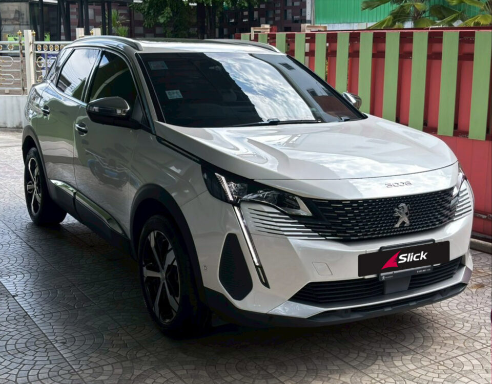 PEUGEOT 3008 Continental Ultra Contact7 UX7 225 55 R18 01