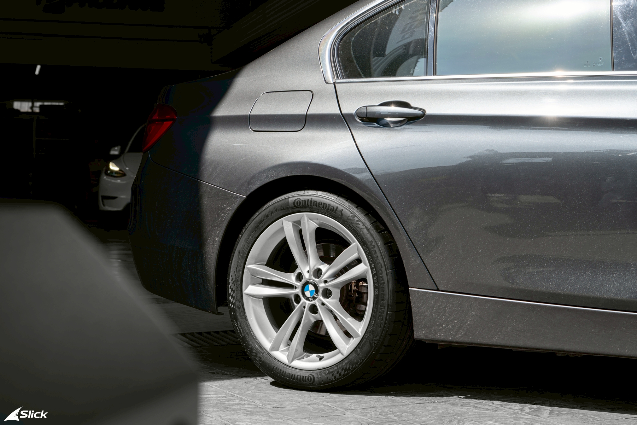 BMW F30 เปลี่ยนยาง