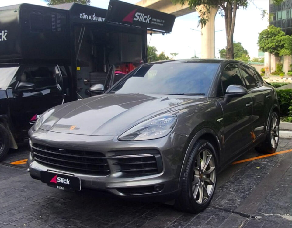 Porsche Cayenne e3.1 Pirelli P Zero N0 285 40 R21 315 35 R21 01