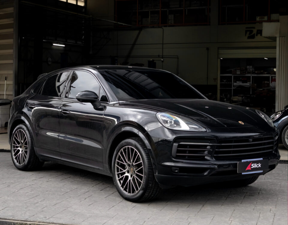 Porsche Cayenne e3.1 Pirelli P Zero N0 285 40 R21 315 35 R21 01