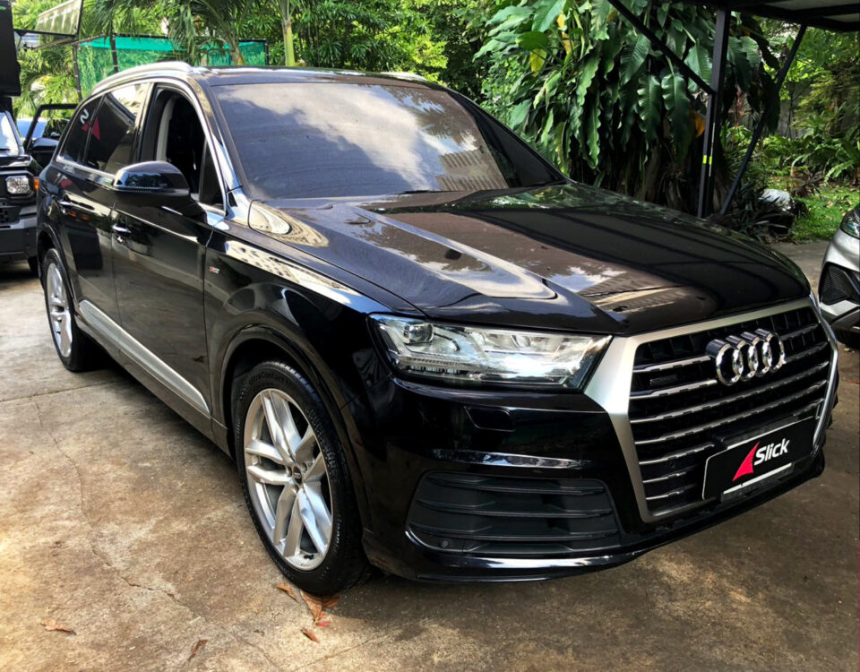 audi q7 Continental Ultra Contact UX7 295 40 R21 01